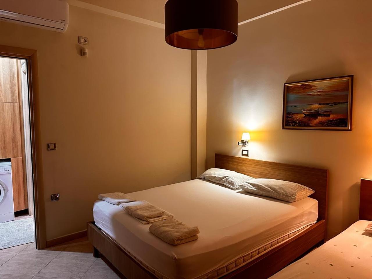 Vila Violeta 1 Vlore Luaran gambar